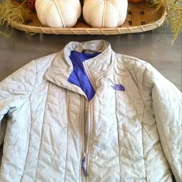 North Face Slim Jacket Woman's Like New - Picture 3 of 5